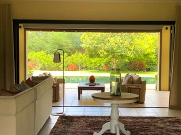 5 Bedroom Villa