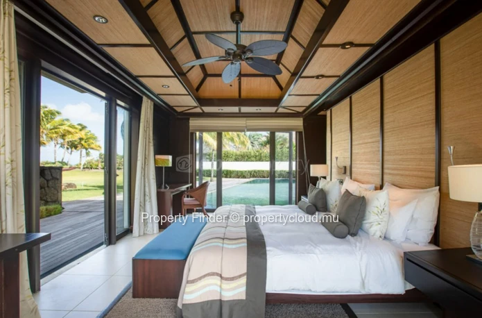 Luxury 5-Bedroom Villa for Rent Mauritius – Golf & Sea Views