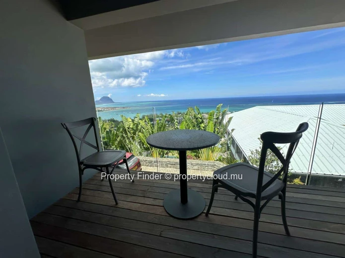 Villa de Luxe 5 Chambres Toutes Avec Salle de Bain Privée et Vue sur le Lagon – Black River